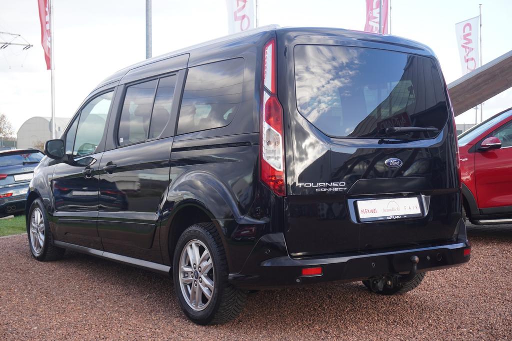 Ford Grand Tourneo