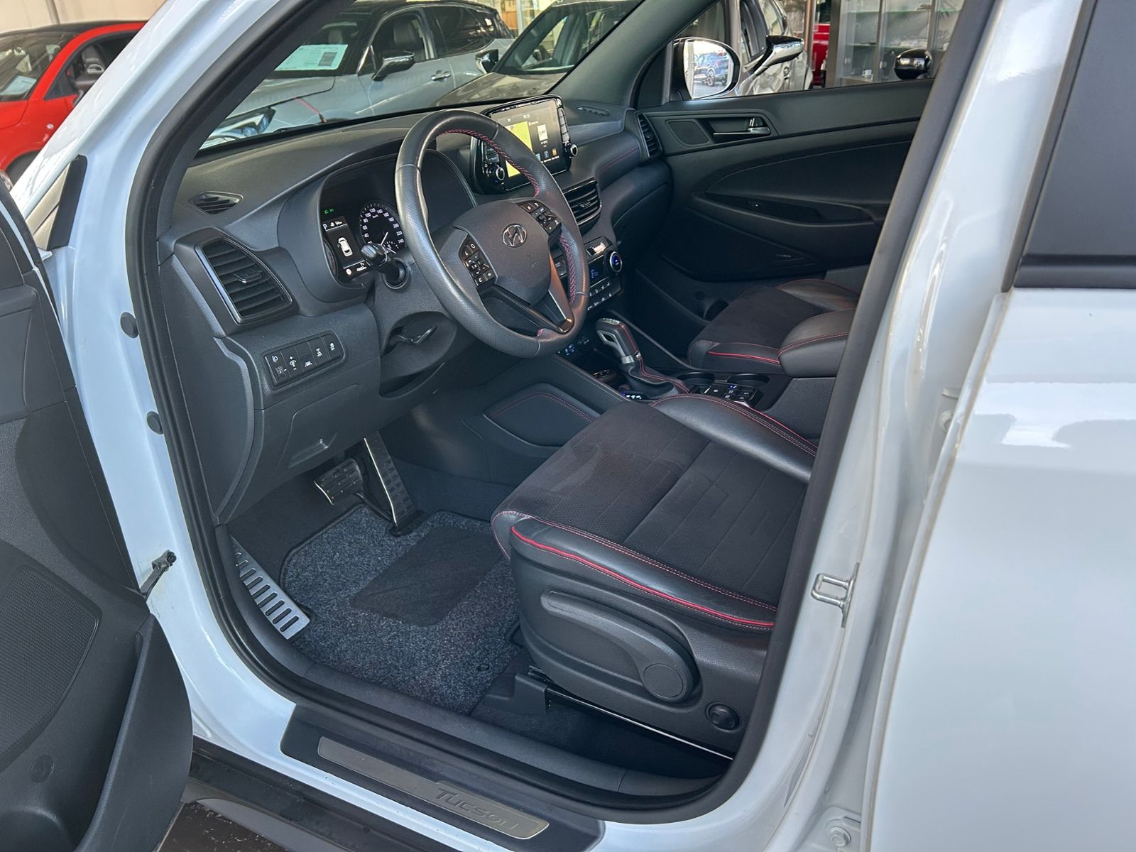 Fahrzeugabbildung Hyundai TUCSON N Line 4WD LED NAVI ALU