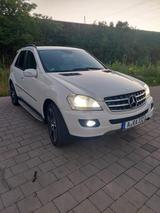 Mercedes-Benz Mercedes ML  klasse 164 . 280 .190 ps - Mercedes-Benz 190 mit Diesel-Antrieb