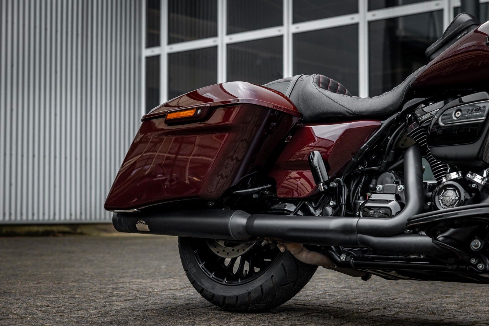 Fahrzeugabbildung Harley-Davidson FLHRXS ROAD KING SPECIAL 114 CUI - JEKILL&HYDE -