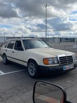 Mercedes-Benz 300 - Mercedes-Benz 300 Oldtimer mit Diesel-Antrieb