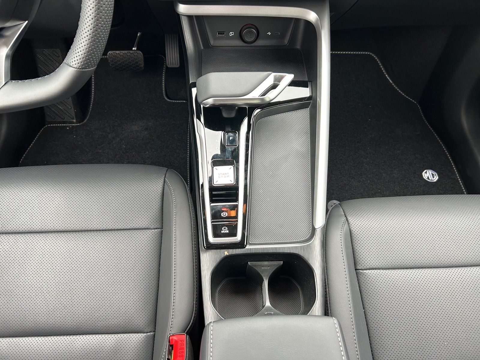 Fahrzeugabbildung MG MG ZS Luxury HEV