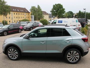 Volkswagen T-Roc Move KLIMA LED NAVI ALU