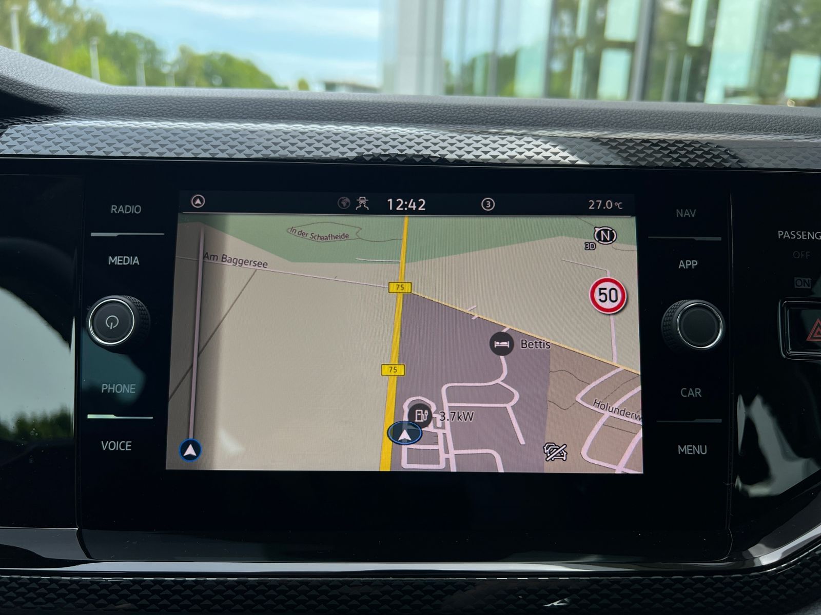 Fahrzeugabbildung Volkswagen Taigo Life 1,0 l TSI *LED, Climatronic, Sitzhzg.
