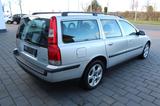 Volvo V70 Kombi 2.4 (TEILLEDERSITZE,SITZHEIZUNG) - gebrauchte Volvo V70 aus dem Jahr 2003