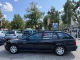 BMW 525i A Touring - BMW 525 aus 2000: 525i