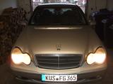 Mercedes-Benz 200 - Mercedes-Benz 200 aus 2003