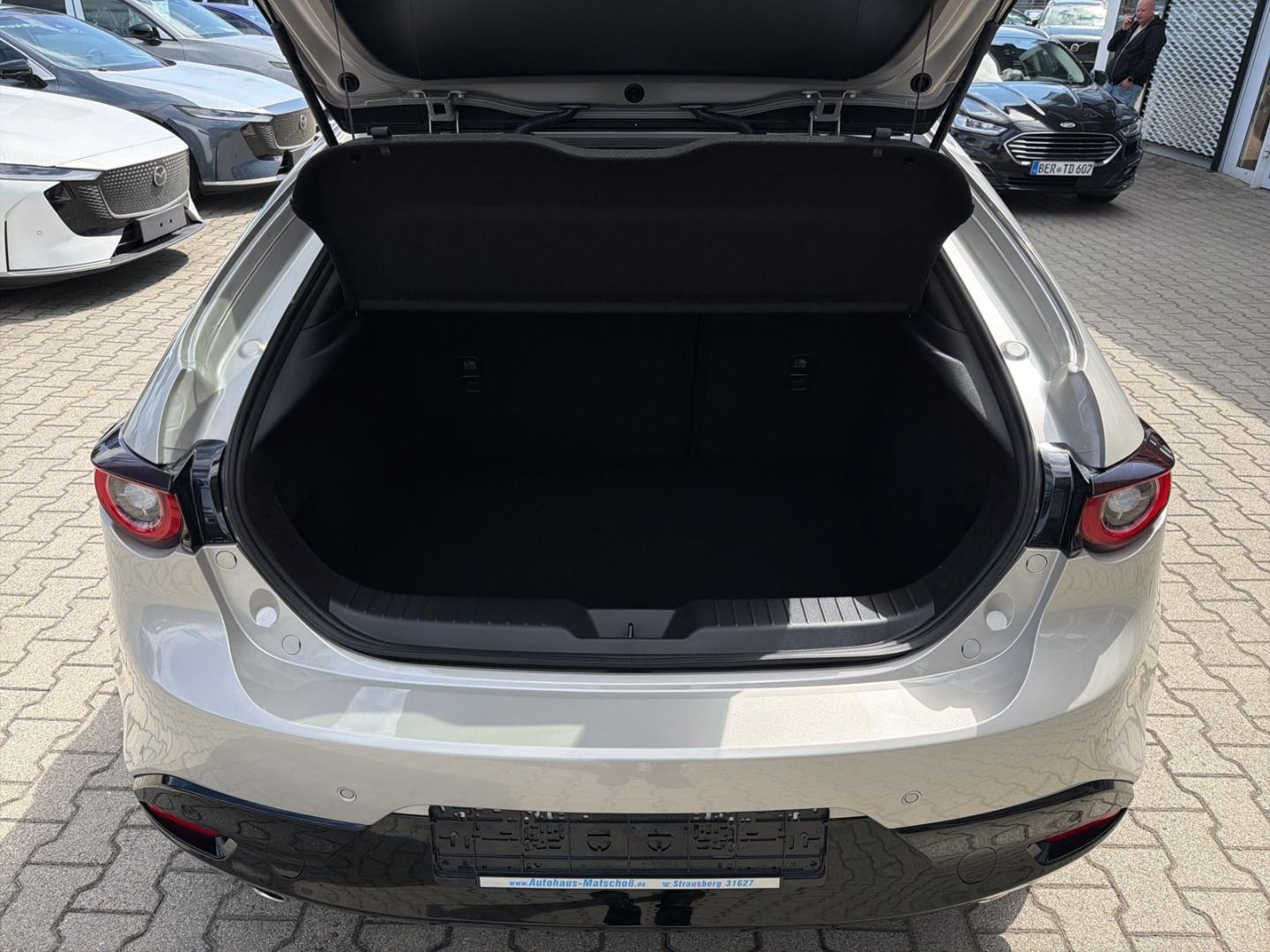 Mazda MAZDA3 Centre-Line SKY.-G 140 HUD Navi LED ACC Apple, миниатюра 14