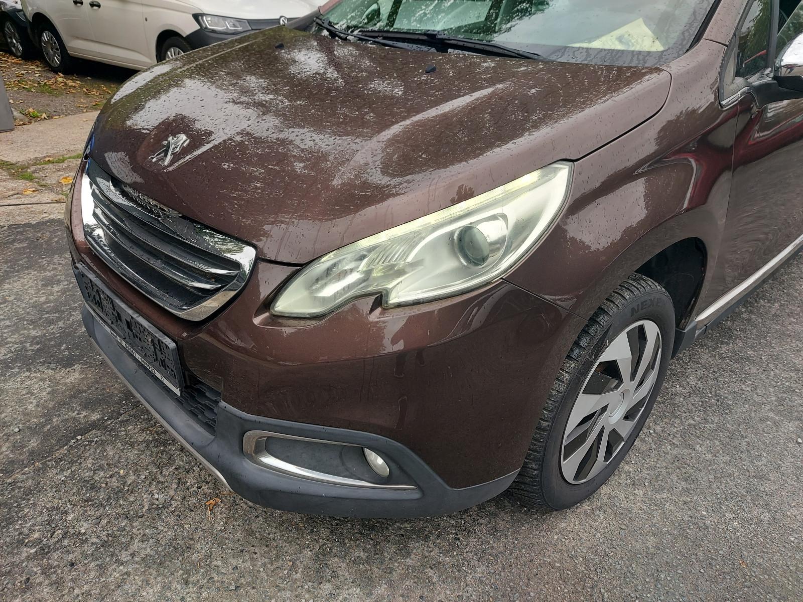 Peugeot 2008 1.6HDI Allure  Aut&Navi&SHZ