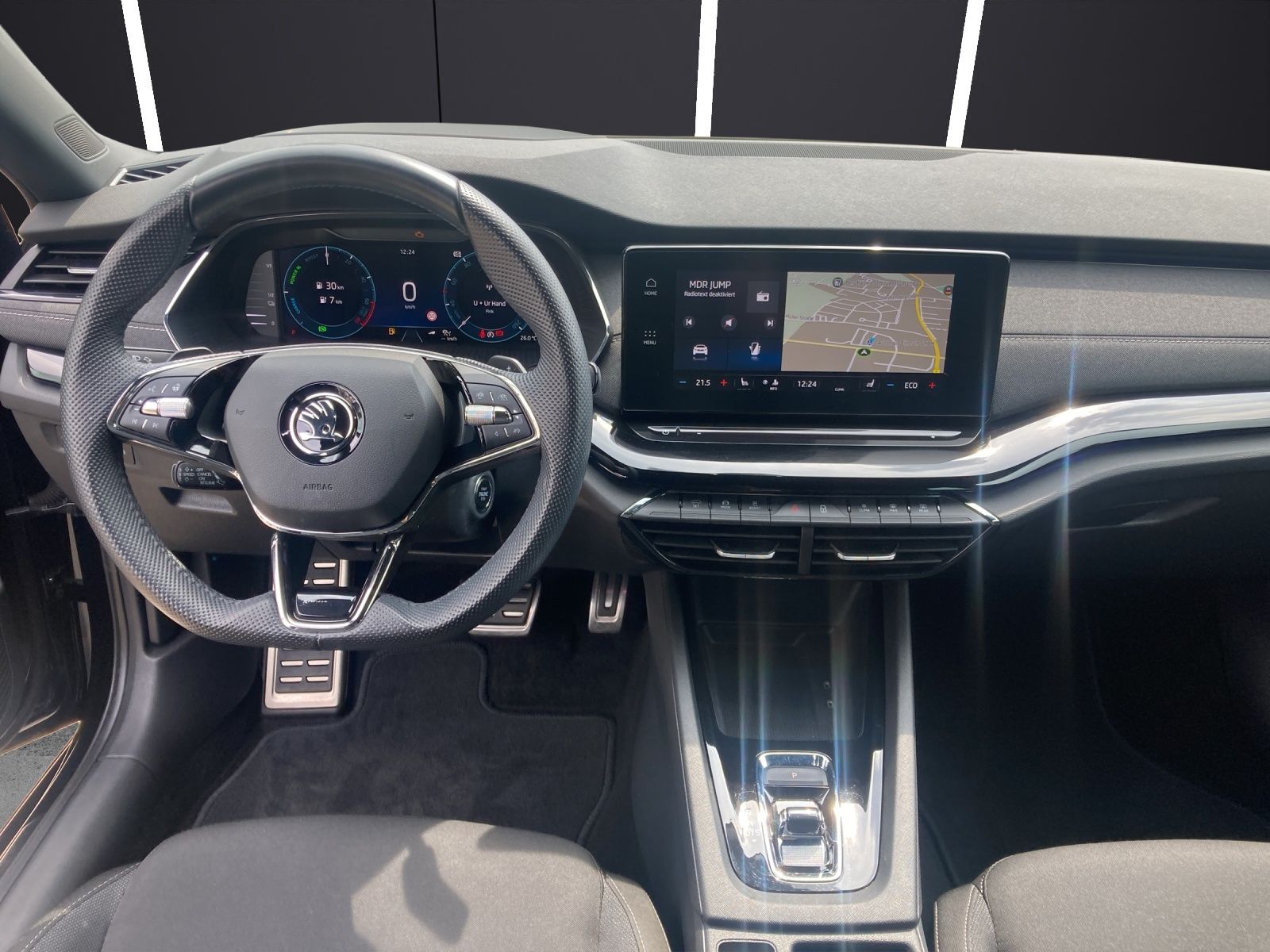 Fahrzeugabbildung SKODA Octavia Combi iV Sportline DSG Matrix AHK Navi H
