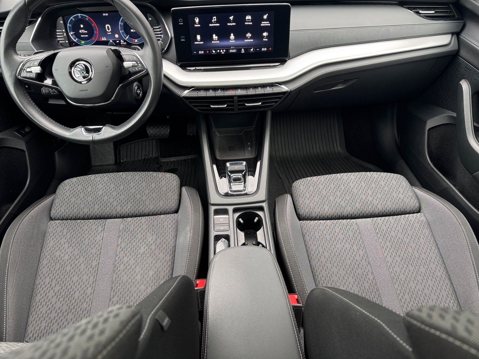 Fahrzeugabbildung SKODA Octavia Combi Ambition Clever 2.0 TDI