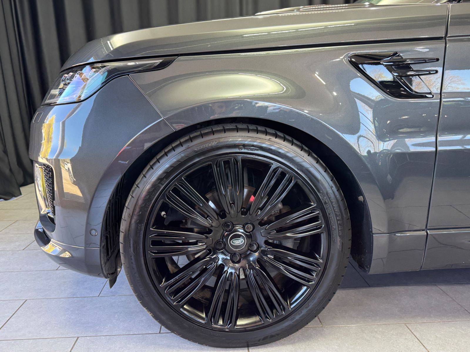 Fahrzeugabbildung Land Rover Range Rover Sport HSE Dynamic|MERIDIAN|360°|HuD