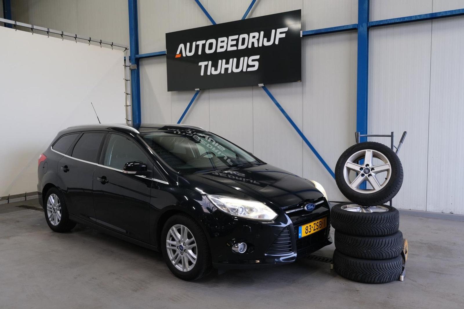 Ford Focus Wagon 1.0 EcoBoost Titanium > Export <