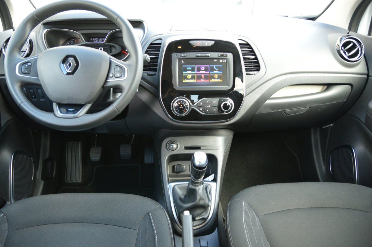 Fahrzeugabbildung Renault Captur   Limited SHZ Alu Ganzjahresreifen