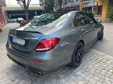 Mercedes-Benz E63s AMG 4M/1:1/Burmester3D/Pano/Carbon/Keramik - Mercedes-Benz E 63 AMG Gebrauchtwagen in Berlin
