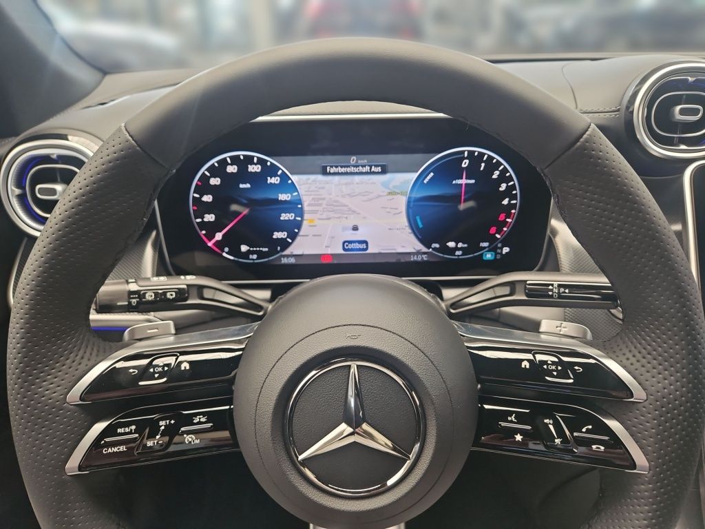 Fahrzeugabbildung Mercedes-Benz GLC 300 de 4MATIC +AMG+NIGHT+AHK+PANORAMA+