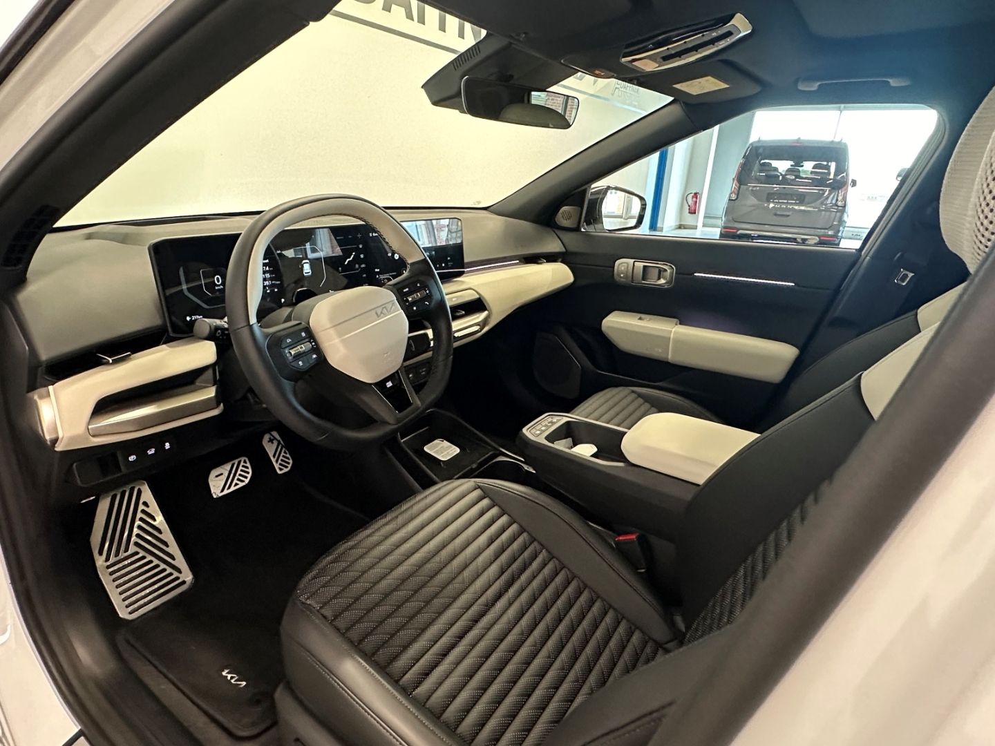 Fahrzeugabbildung Kia EV4 Navi Leder Digitales Cockpit Soundsystem Har