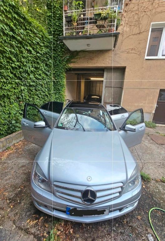 Image of Mercedes-Benz C 200