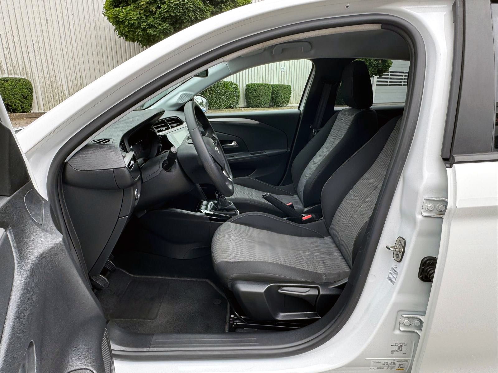 Fahrzeugabbildung Opel Corsa-F 1.5D Edition PDC KLIMA TEMP SHZ CarPlay