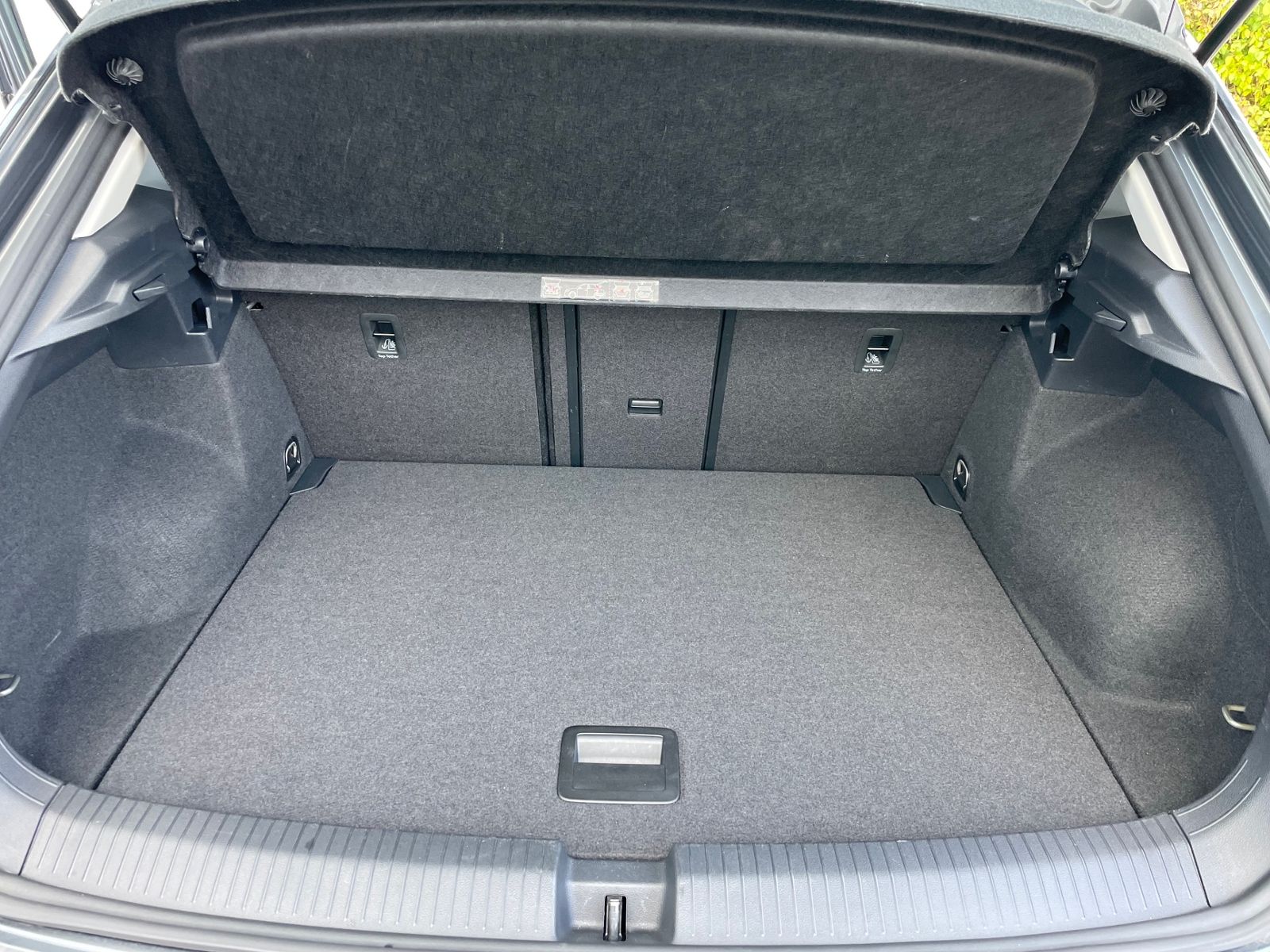 T-Roc 1.5 TSI DSG Style AHK/17-ZOLL/LED/APP/ACC/