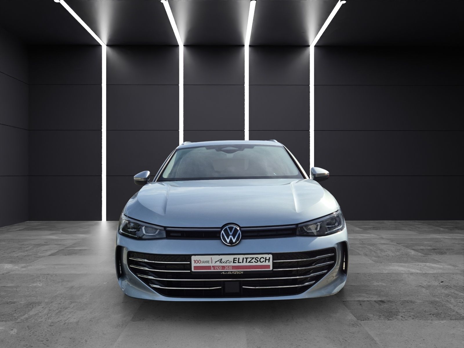 Fahrzeugabbildung Volkswagen Passat TDI Elegance DSG Matrix STH AHK Navi Pano