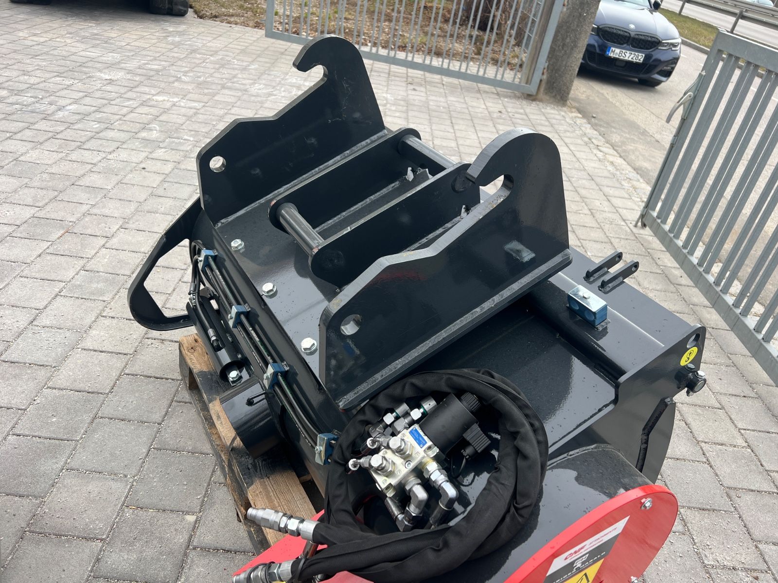 Fahrzeugabbildung Kramer Betonmischschaufel BMX 270 - New Modell