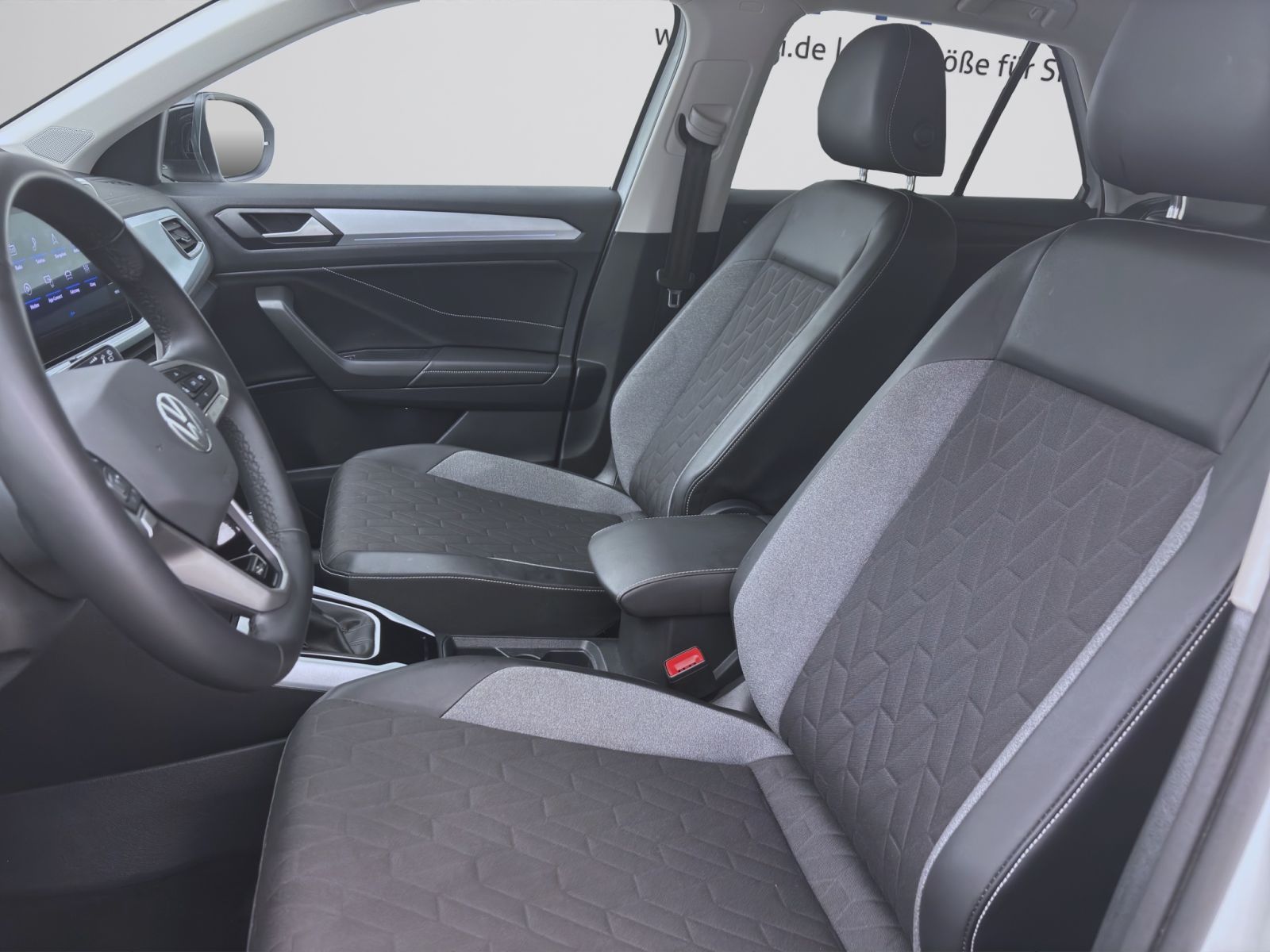 Volkswagen T-Roc - Bild 9