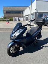 Honda PCX125 - HONDA ROLLER 125 PCX