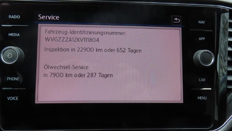 Fahrzeugabbildung Volkswagen T-Roc 15TSI DSG Style STHZG NAVI KAMERA 1HAND AC