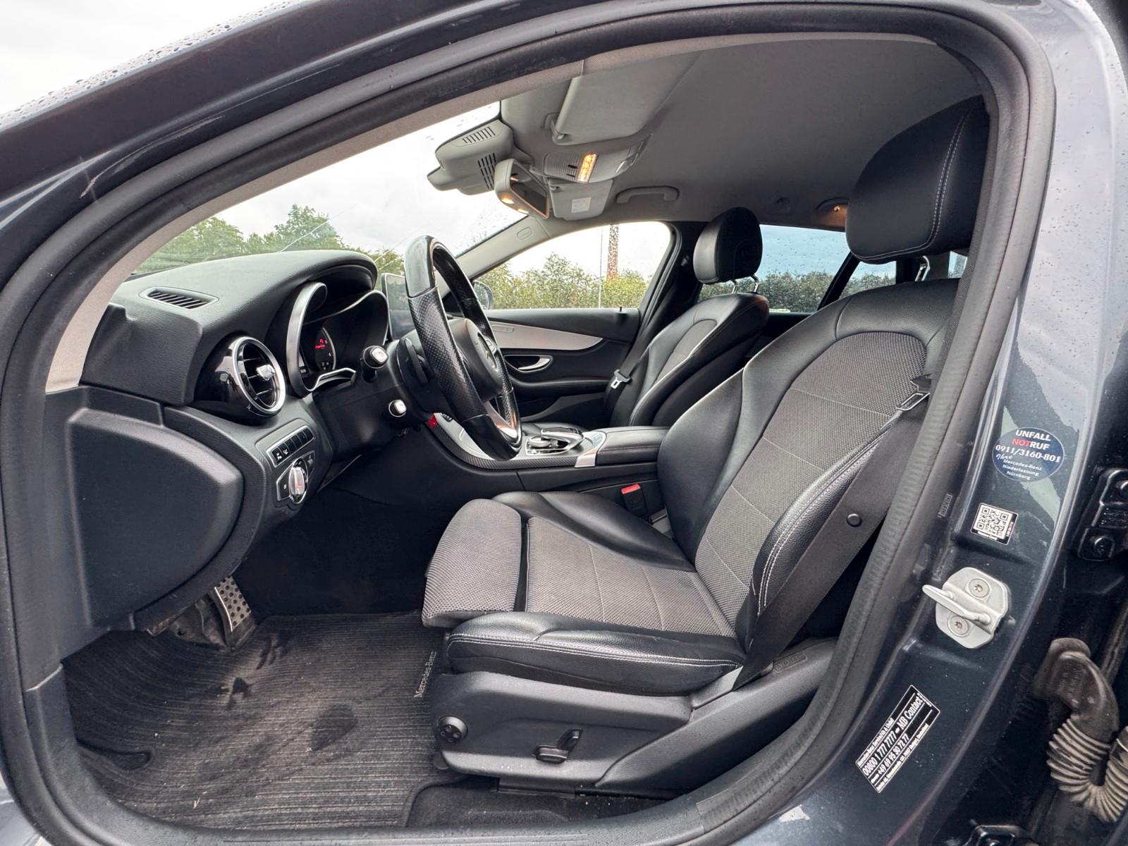 Mercedes-Benz C220 2014 — photo 21