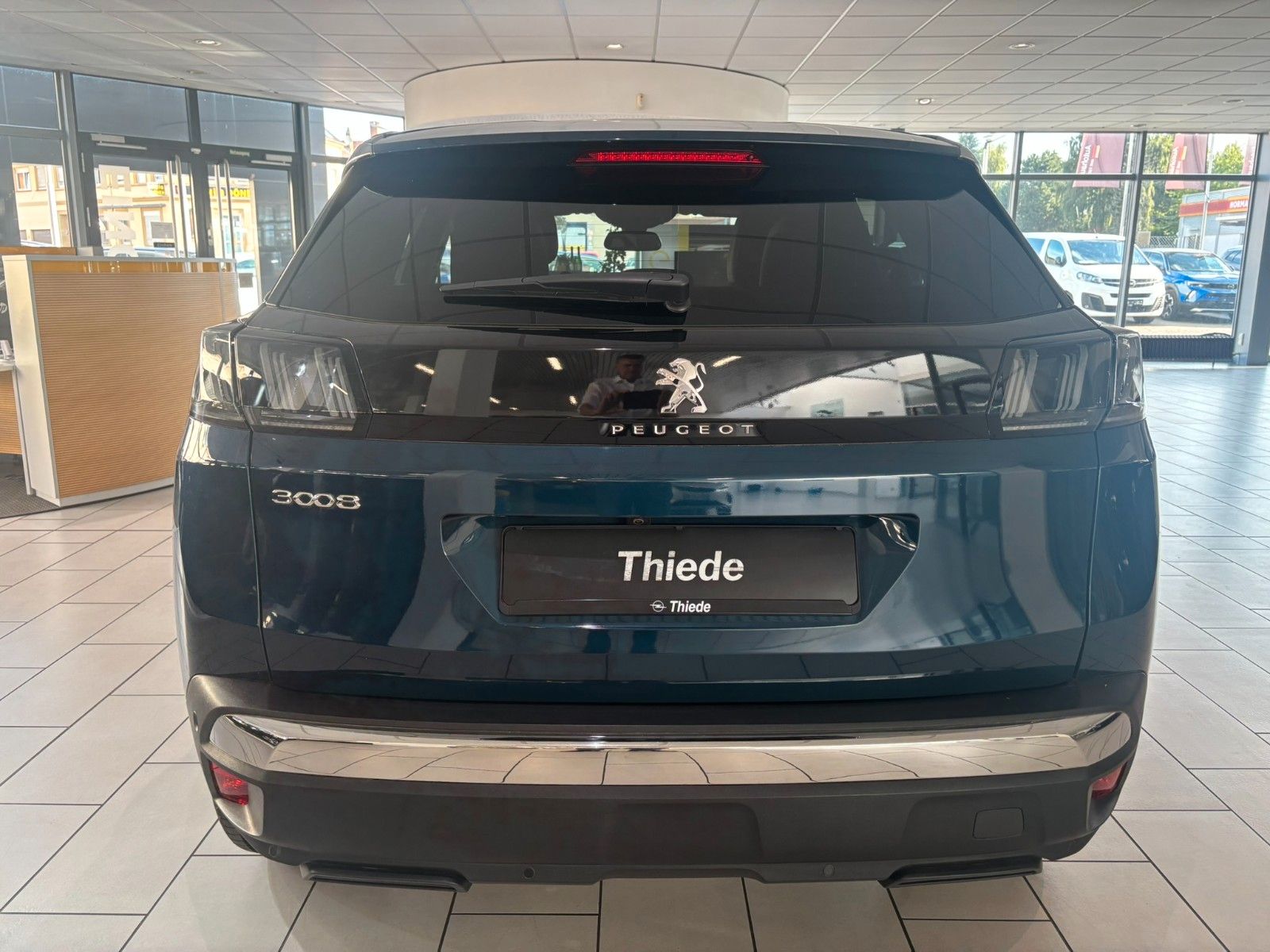 Fahrzeugabbildung Peugeot 3008 1.2T ALLURE PACK NAVI/LED/SPORT/VIRT/PDC
