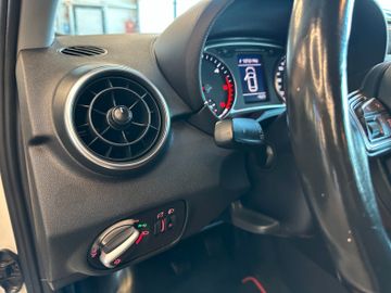 Audi A1 Sportback basis *Klima*SHZ*PDC*EURO 6*CD*