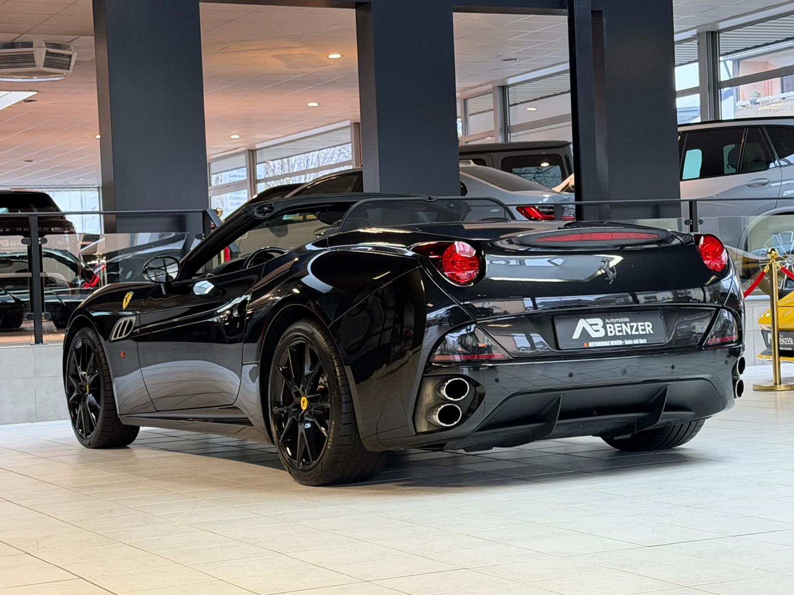 Fahrzeugabbildung Ferrari California 30 V8 /CARBON/KAM/LED-LENKRAD/TOP