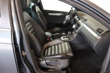 Volkswagen Passat Alltrack 2.0 TDI DSG 4M STDHZG+PANO+AHK