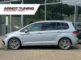 Volkswagen Touran Comfortline 1.5 16V TSI DSG R-Line 7Sitze - Volkswagen Touran mit Benzin-Antrieb: Navigationssystem