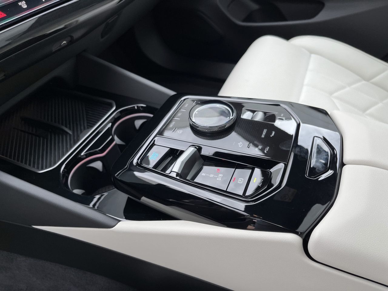 BMW i5 - Bild 13