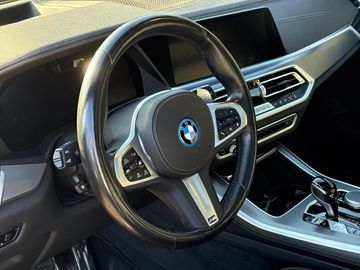 BMW X5 xDrive45e M Sportpaket Head-Up HiFi DAB WLAN