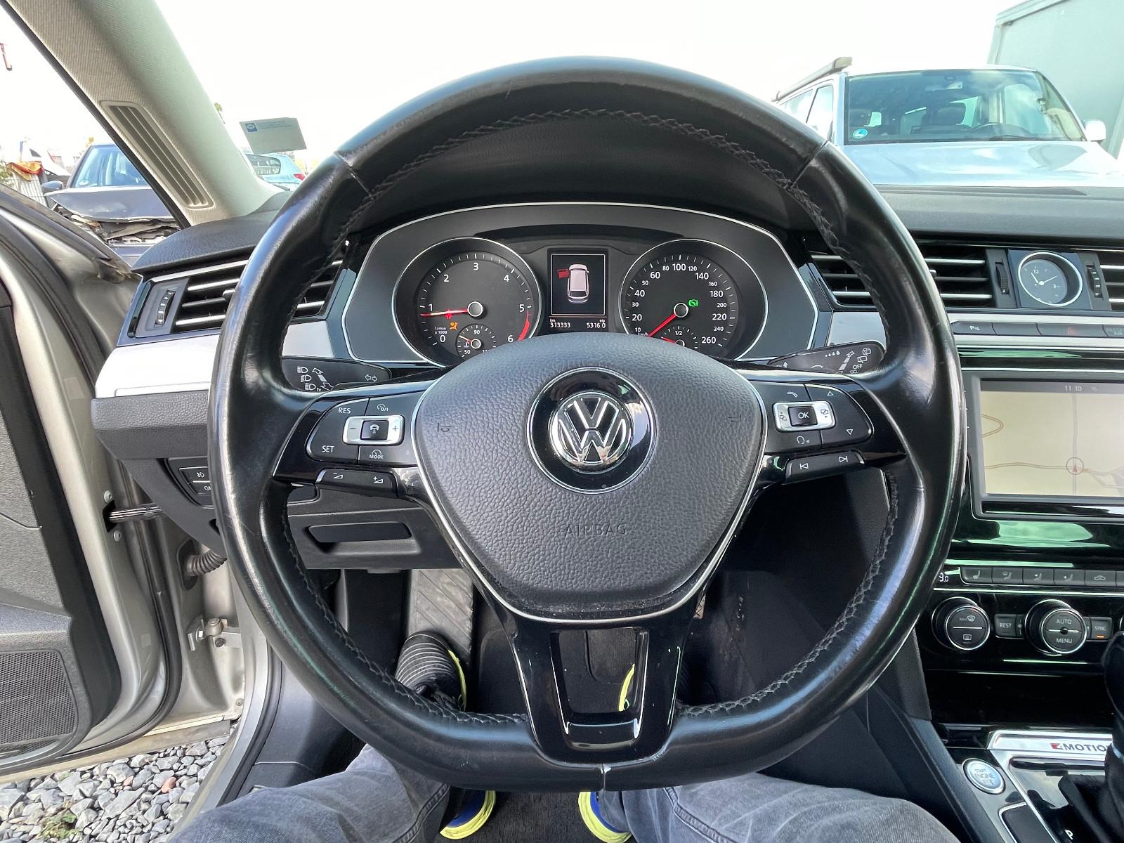 Volkswagen Passat 2015 — photo 41
