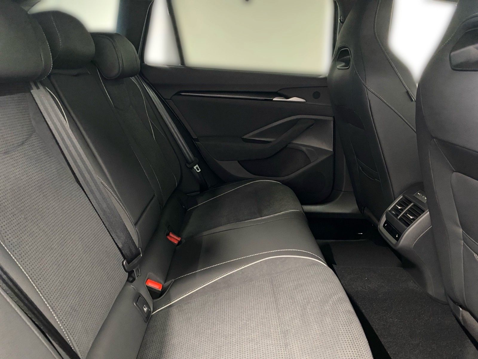 Skoda Superb - Bild 17
