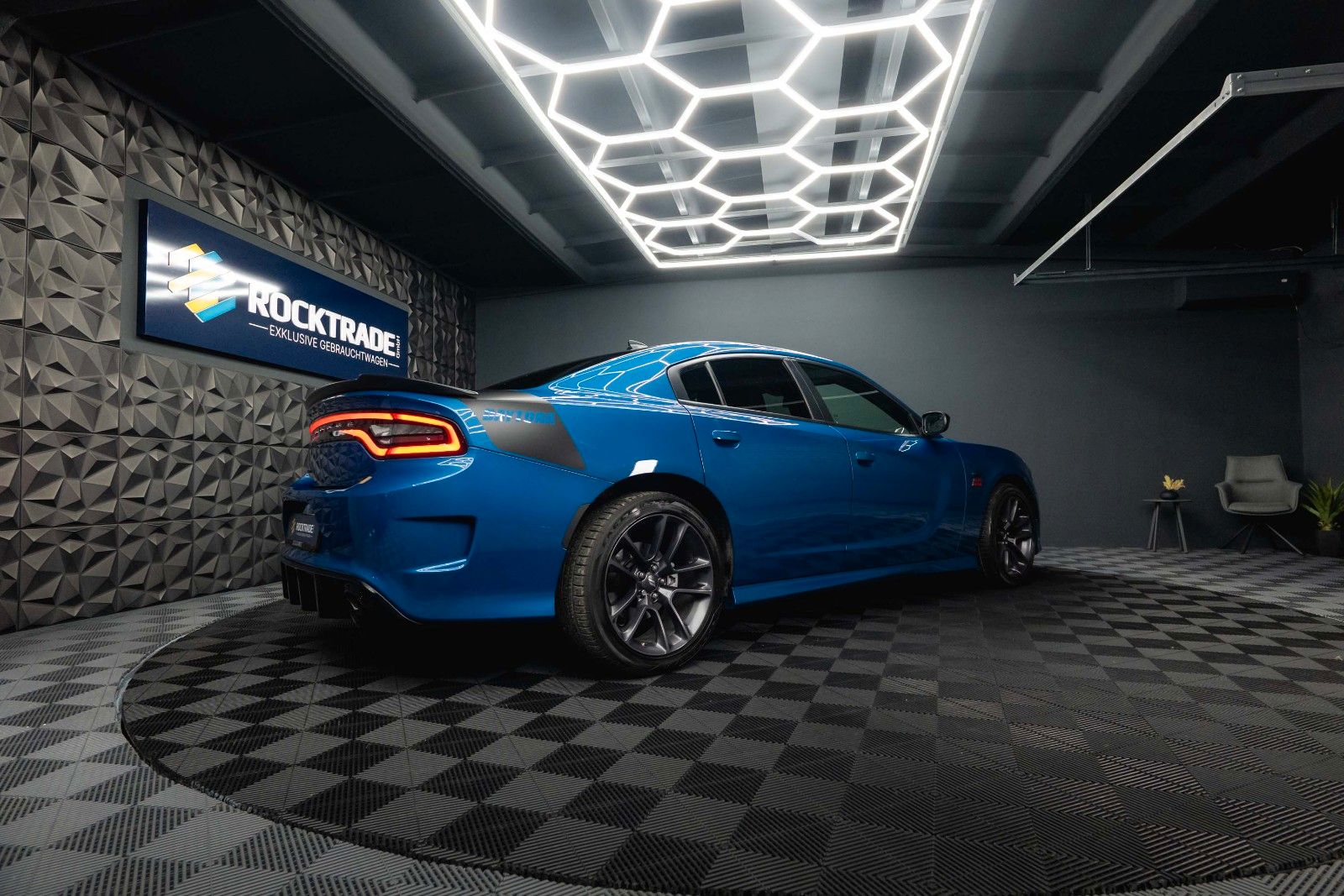 Fahrzeugabbildung Dodge Charger 5.7 V8 HEMI R/T DAYTONA Performance