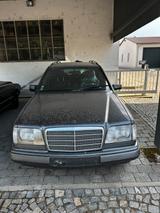 Mercedes-Benz Mercedes Benz E250d (W124) - Mercedes-Benz E 250: W124