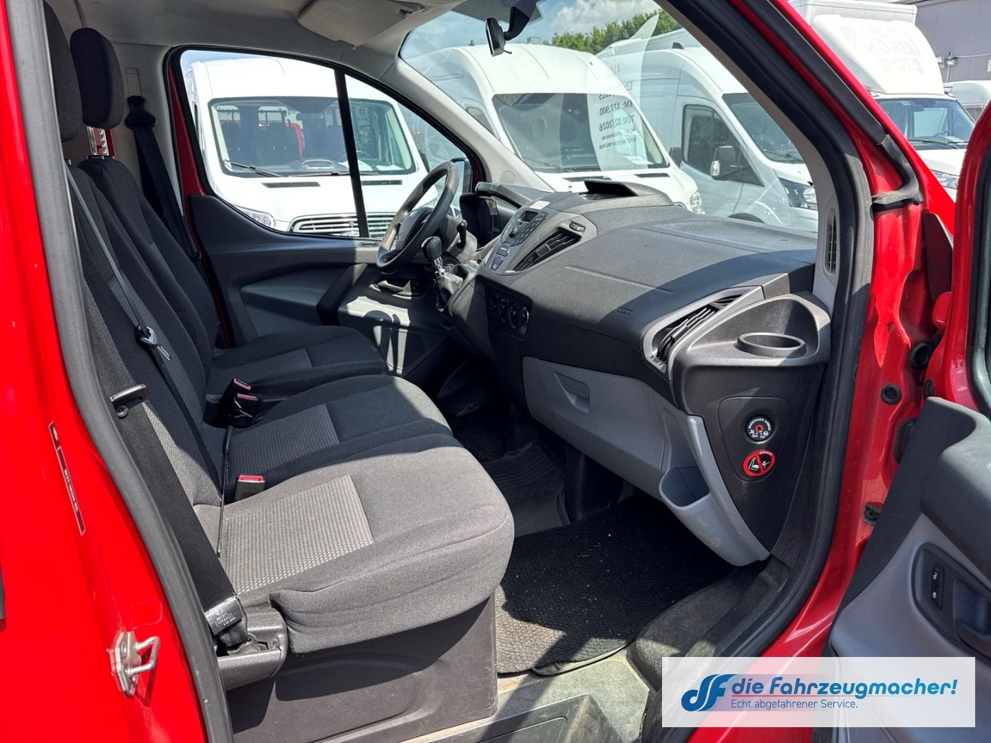 Fahrzeugabbildung Ford Transit Custom Kombi 300 L1 2.2 TDCi *4107