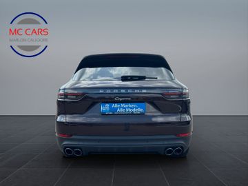 Porsche Cayenne - 3