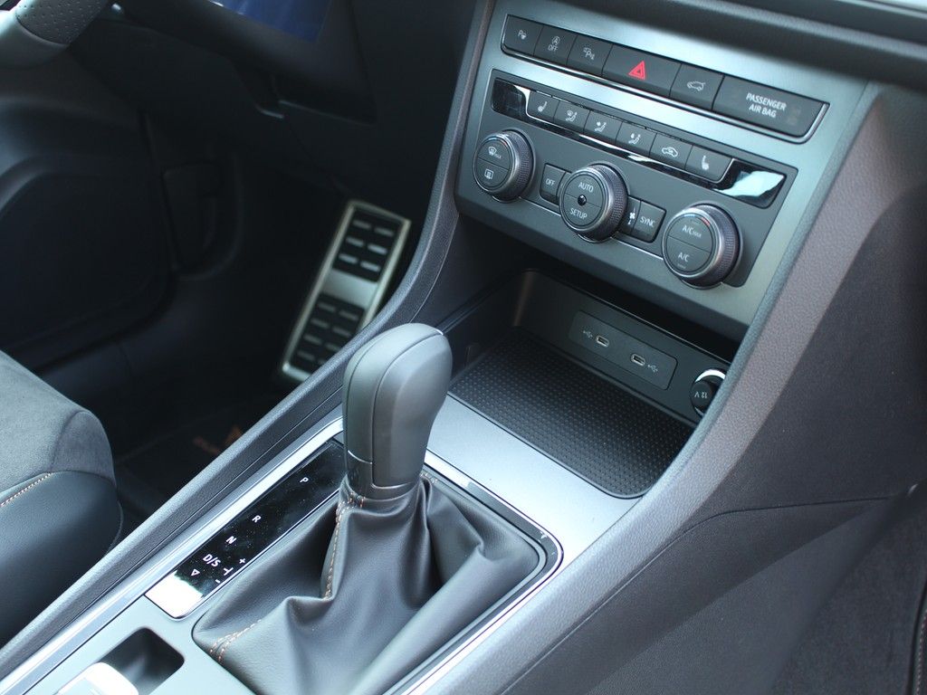 Fahrzeugabbildung CUPRA Ateca 2.0 TSI 140 kW (190 PS)