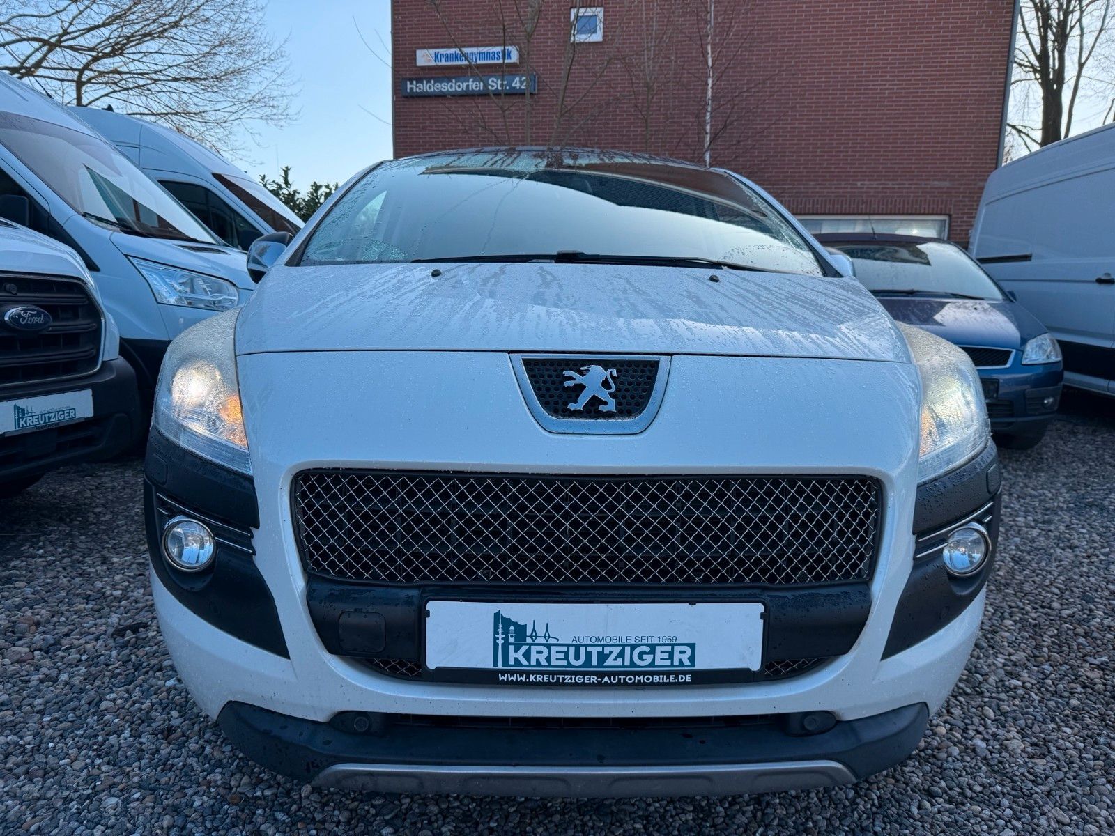 Fahrzeugabbildung Peugeot 3008 Allure --Motorschaden--
