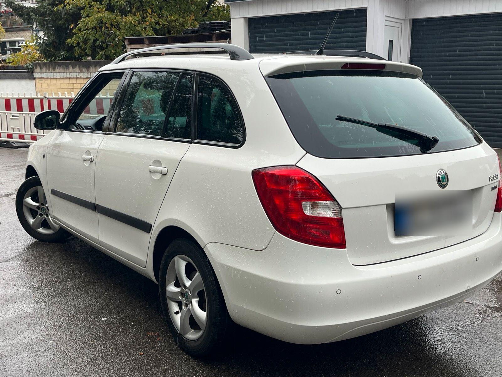 Skoda Fabia 2012 — photo 6