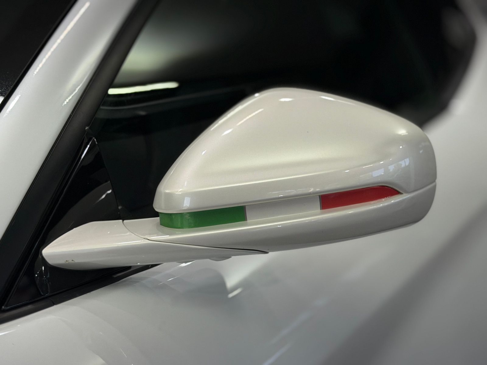 Fahrzeugabbildung Ferrari F12 Berlinetta|RACING-SEATS|NOVITEC-UMBAU|LIFT