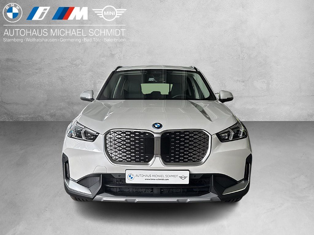 BMW iX1 - Bild 7