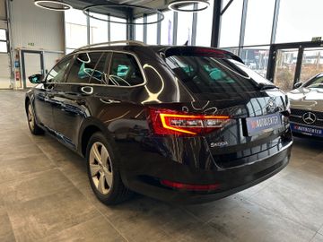 Skoda Superb Combi Style 4x4 *Shz*PDC*AHK*