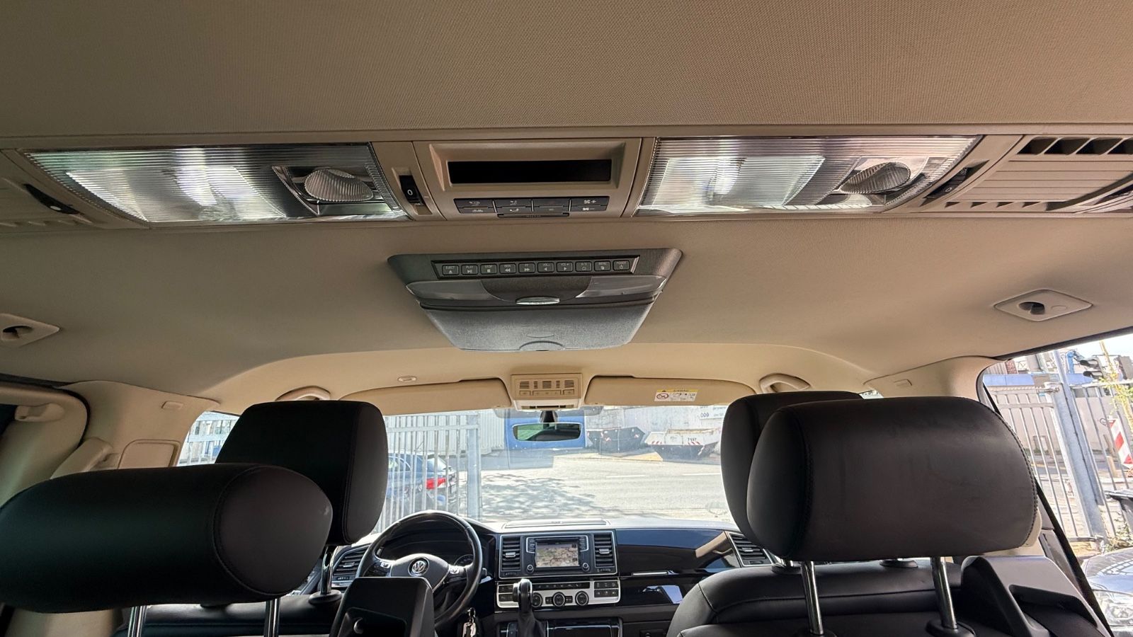 Fahrzeugabbildung Volkswagen T6 Multivan Highline 4-Motion
